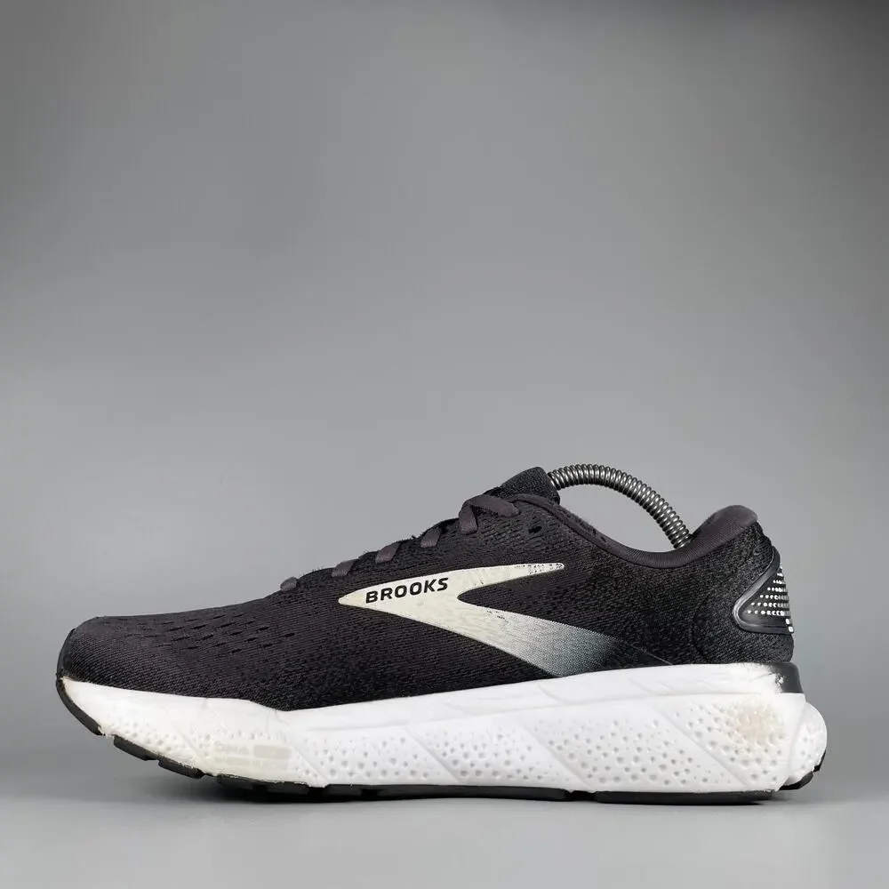 Brooks Ghost 16 Men's Size 9.5 D Black White Running Sneaker Athletic Shoes GUC